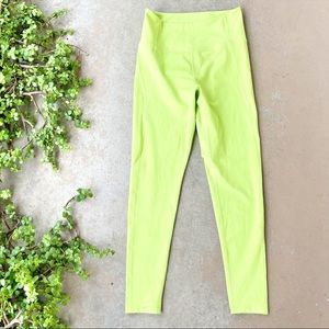 Girlfriend Collective Compression Leggings in Lime
